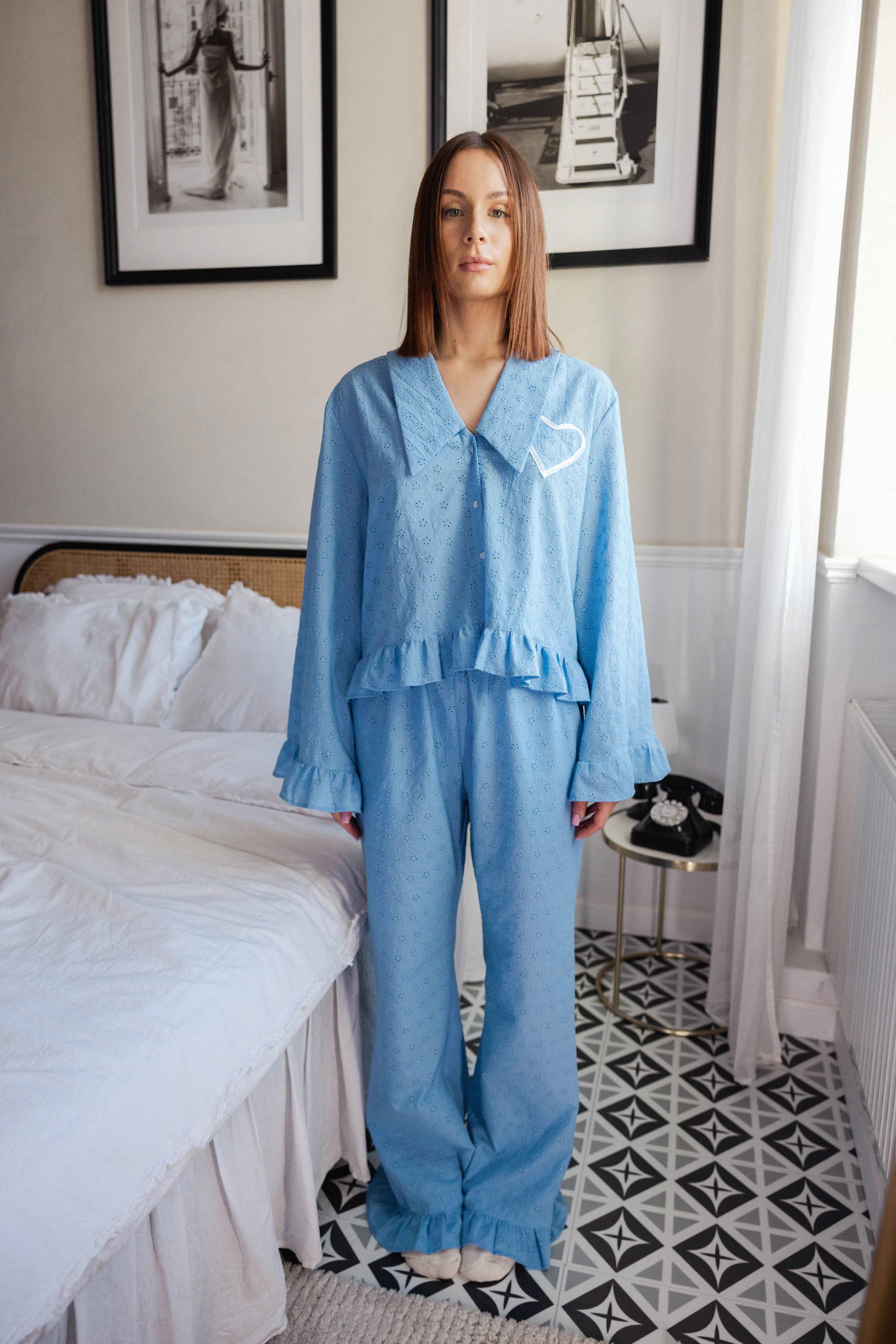 Niebieskie Spodnie "Slow Morning" z Kieszeniami i Falbanką